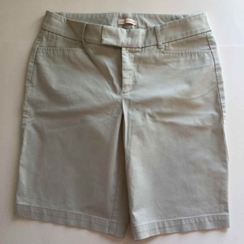 Dockers Kahki 4 Pocket Shorts Size 8
